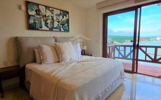 Punta Esmeralda 403