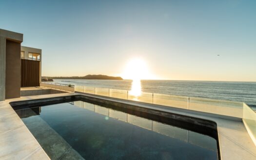UAVI ,Punta de Mita