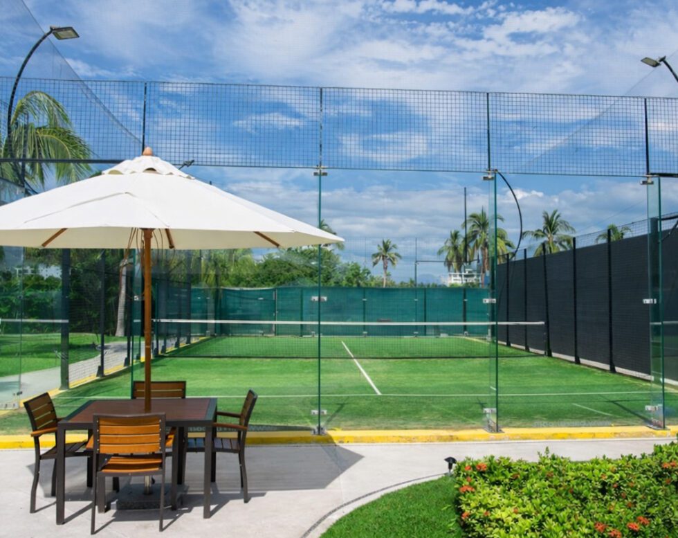 Luma-nuevo-vallarta-luxury-condos-amenidade-canchas