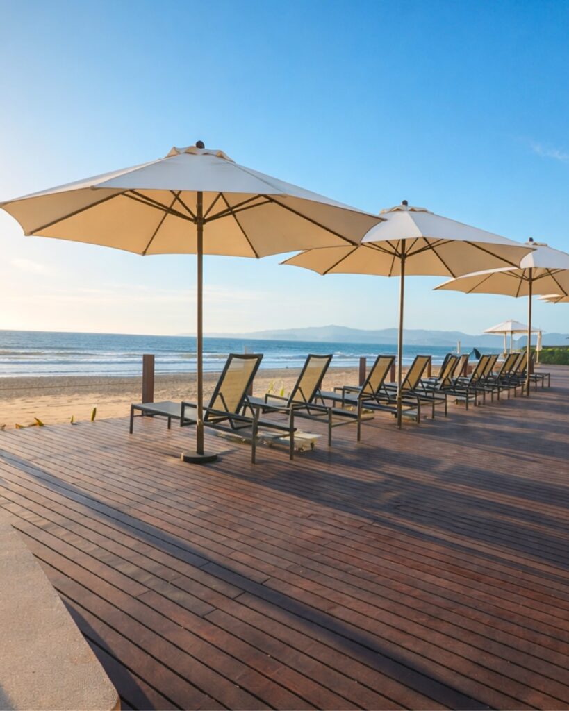 Terraza frente al mar en Luma Nuevo Vallarta