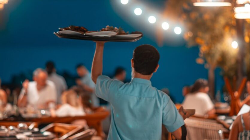 Servicio frente al mar en Zicatela Punta Mita