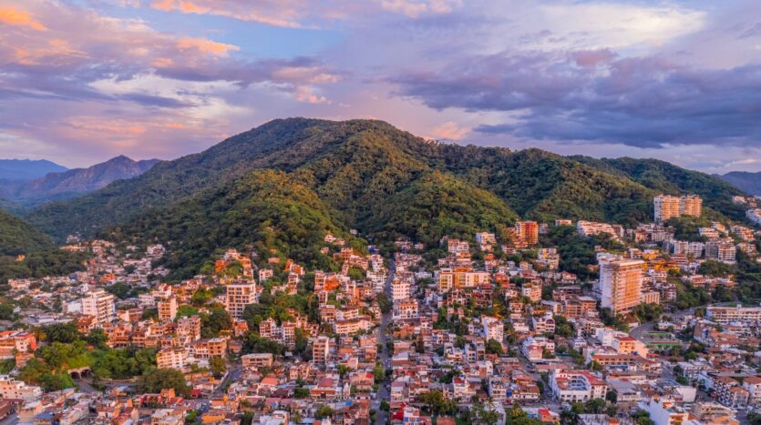 Vista aerea del centro de Puerto Vallarta